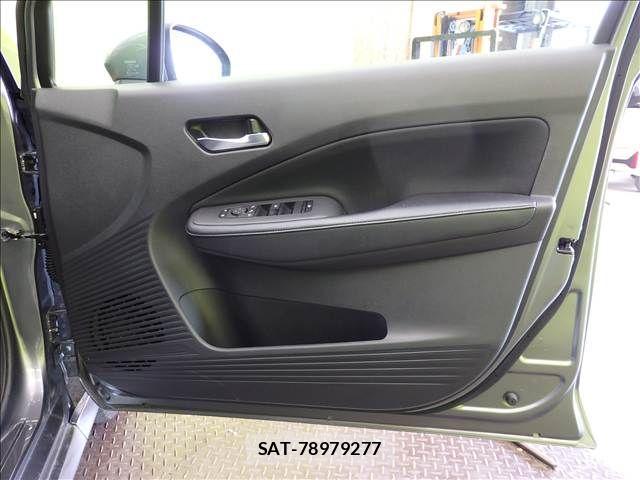 Nissan NOTE 2023-12 8881281-21