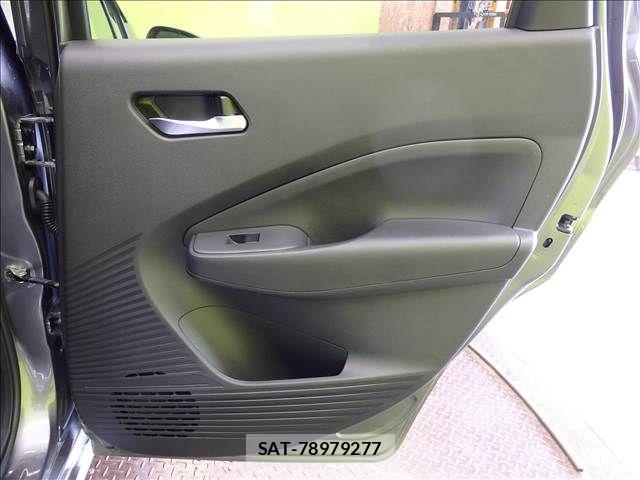 Nissan NOTE 2023-12 8881281-24
