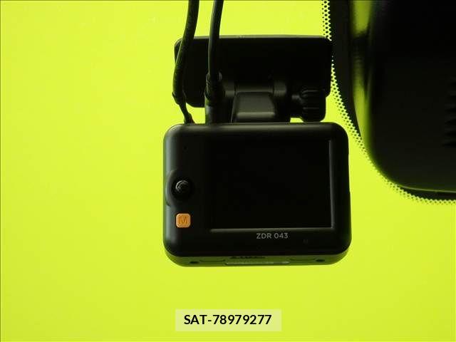 Nissan NOTE 2023-12 8881281-5
