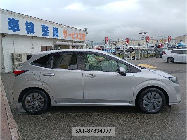 Nissan NOTE 2021-08 8881296-13