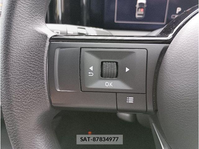 Nissan NOTE 2021-08 8881296-22