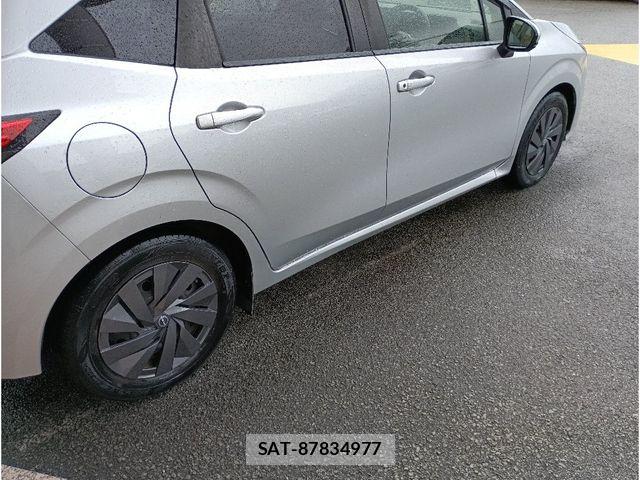 Nissan NOTE 2021-08 8881296-4