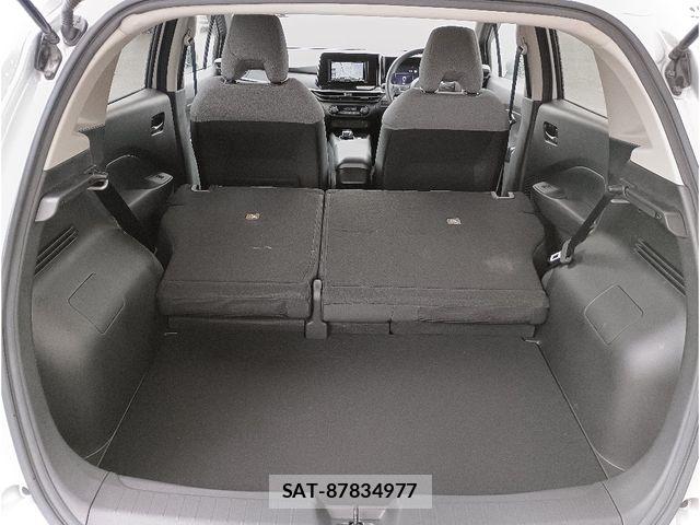 Nissan NOTE 2021-08 8881296-8