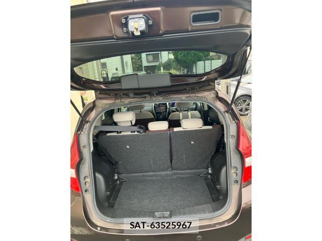 Nissan NOTE 2018-03 8881308-19