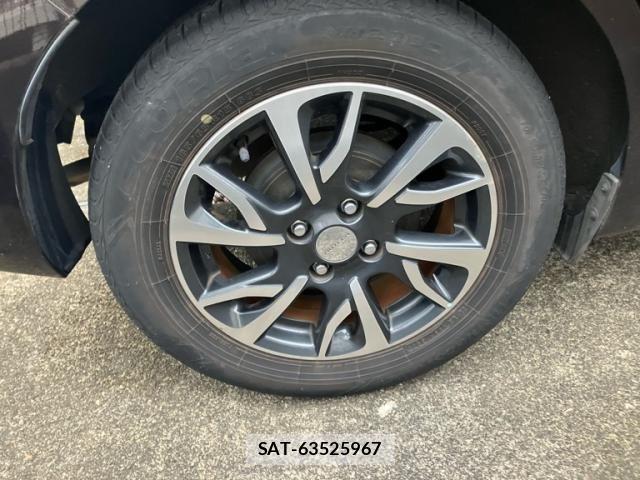 Nissan NOTE 2018-03 8881308-24