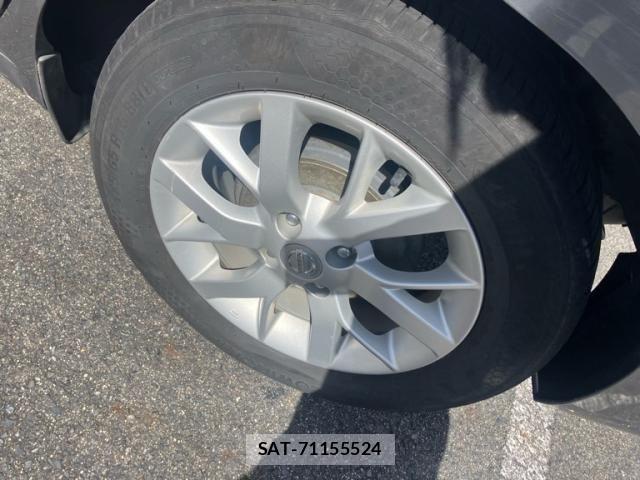 Nissan NOTE 2017-09 8881322-4
