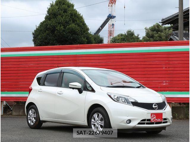 Nissan NOTE 2016-09 8881311-23