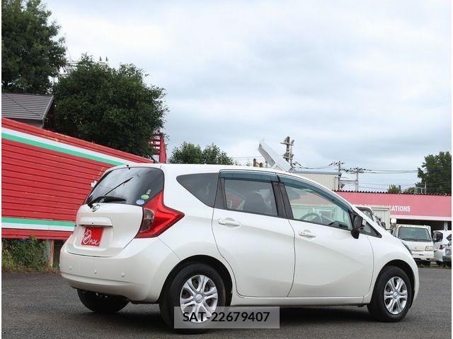 Nissan NOTE 2016-09 8881311-2