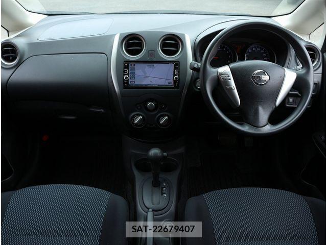 Nissan NOTE 2016-09 8881311-6