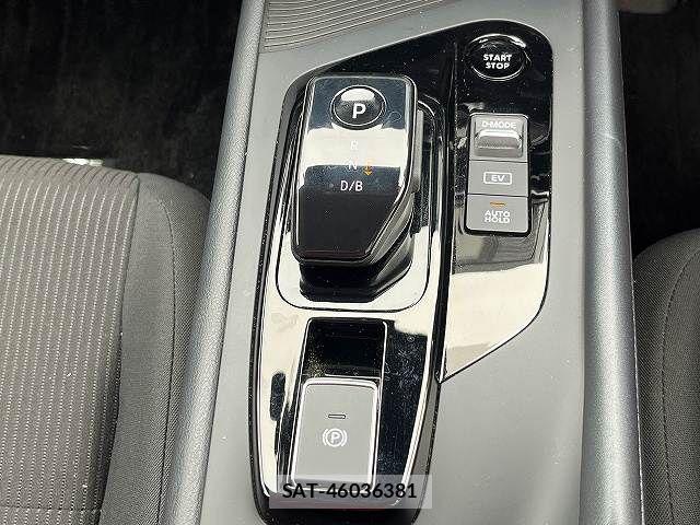 Nissan NOTE 2023-07 8881280-17