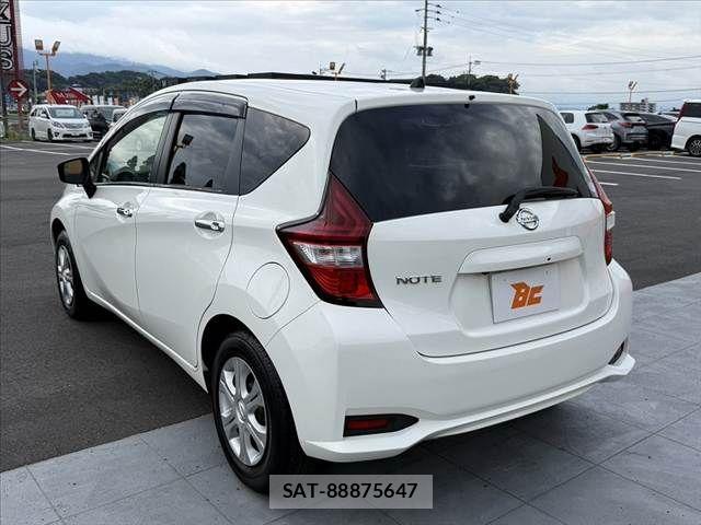 Nissan NOTE 2018-08 8881309-14