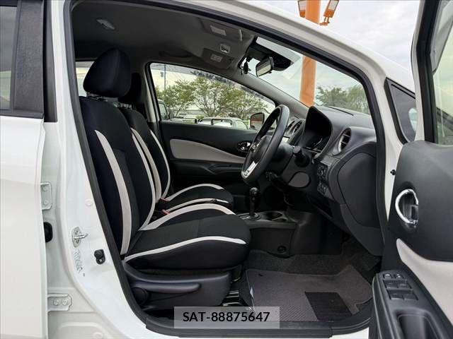 Nissan NOTE 2018-08 8881309-15