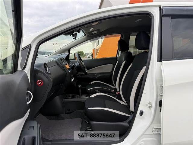 Nissan NOTE 2018-08 8881309-16