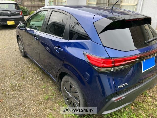 Nissan NOTE 2021-08 8881307-3