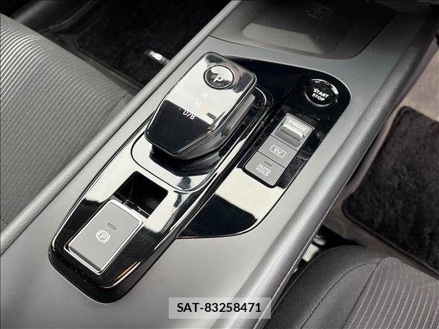 Nissan NOTE 2021-10 8881285-26