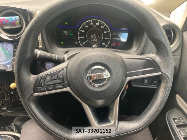 Nissan NOTE 2019-10 8881315-14