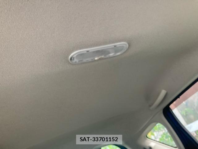 Nissan NOTE 2019-10 8881315-23
