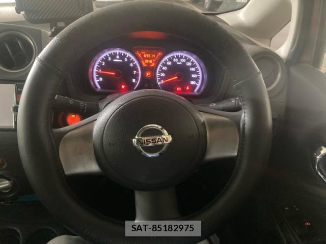 Nissan NOTE 2014-01 8881341-15