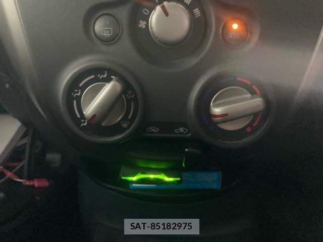 Nissan NOTE 2014-01 8881341-18