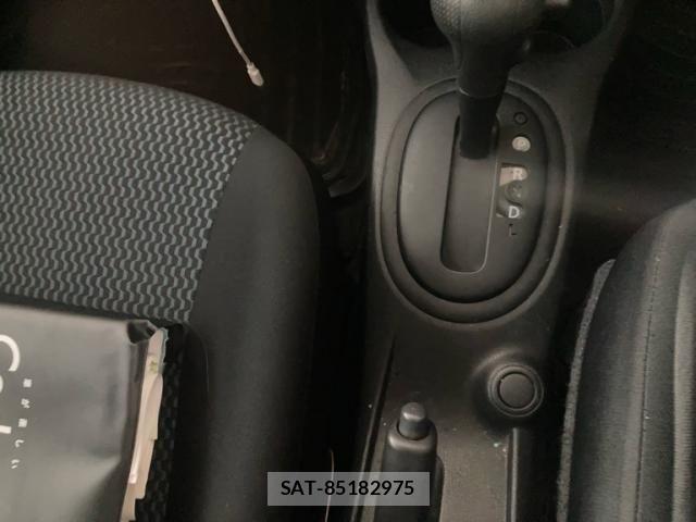 Nissan NOTE 2014-01 8881341-19
