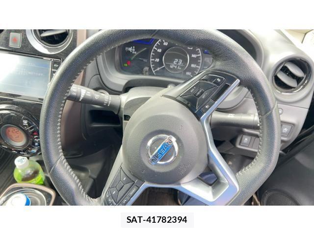 Nissan NOTE 2018-02 8881314-10