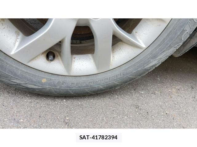 Nissan NOTE 2018-02 8881314-18