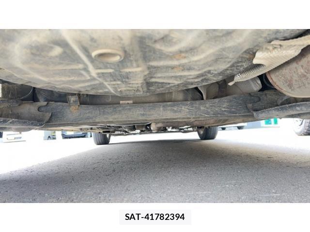 Nissan NOTE 2018-02 8881314-19