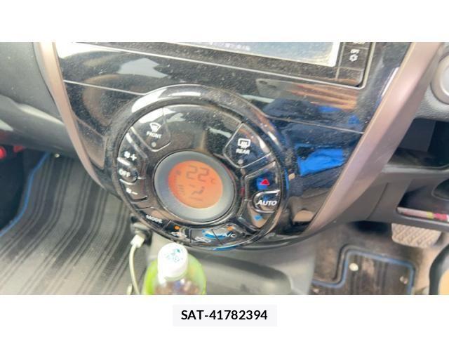 Nissan NOTE 2018-02 8881314-8