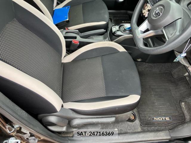 Nissan NOTE 2017-04 8881320-17