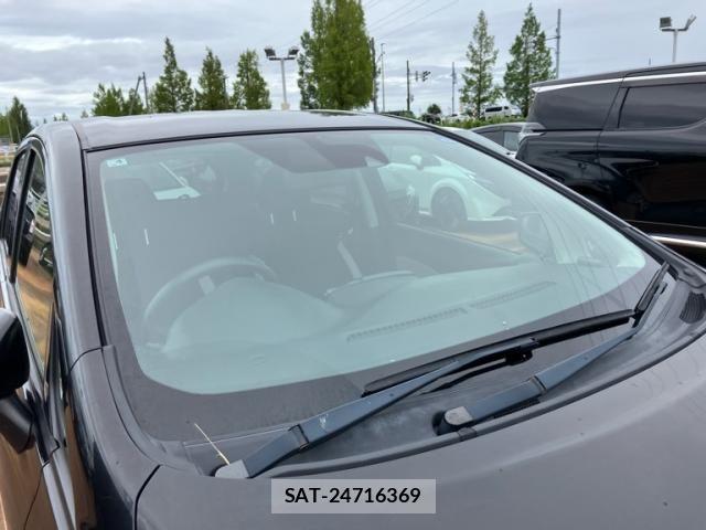 Nissan NOTE 2017-04 8881320-2