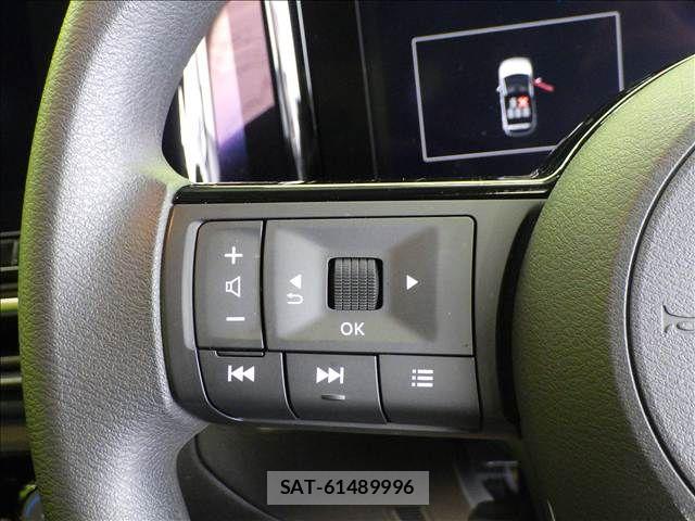 Nissan NOTE 2025-11 8881278-9