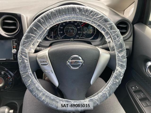 Nissan NOTE 2016-02 8881337-12