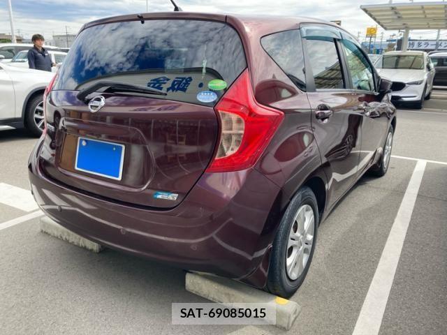 Nissan NOTE 2016-02 8881337-2