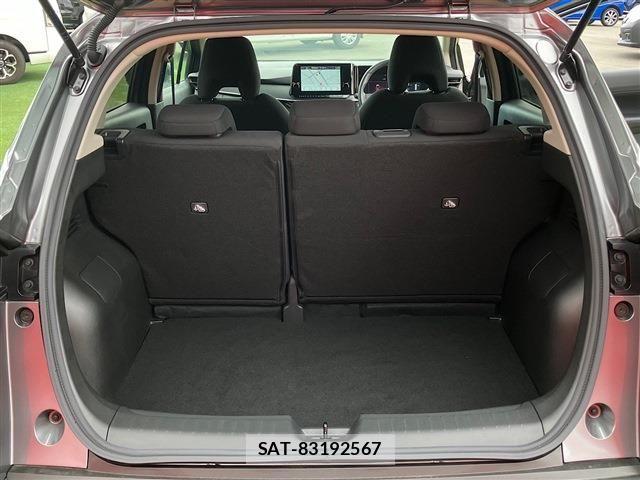 Nissan NOTE 2022-08 8881283-21