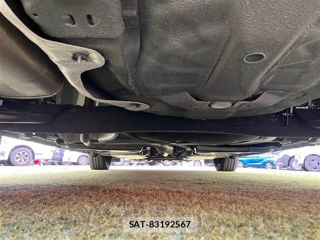 Nissan NOTE 2022-08 8881283-22