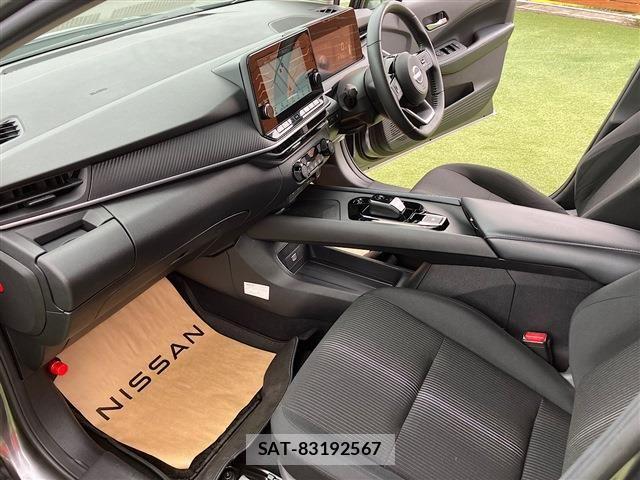 Nissan NOTE 2022-08 8881283-25