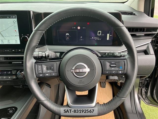 Nissan NOTE 2022-08 8881283-27