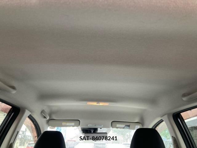 Nissan NOTE 2018-03 8881310-12
