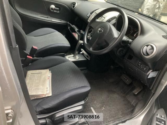 Nissan NOTE 2010-04 8881331-11