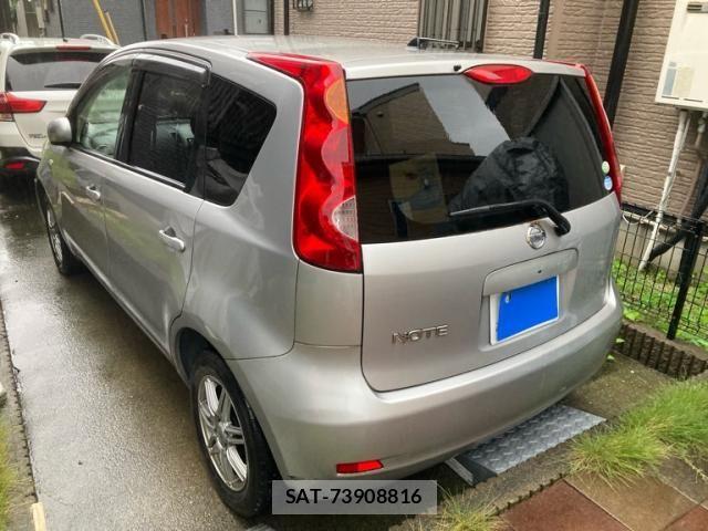 Nissan NOTE 2010-04 8881331-5