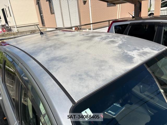 Nissan NOTE 2010-01 8884107-3