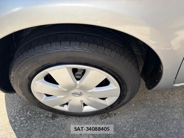Nissan NOTE 2010-01 8884107-5