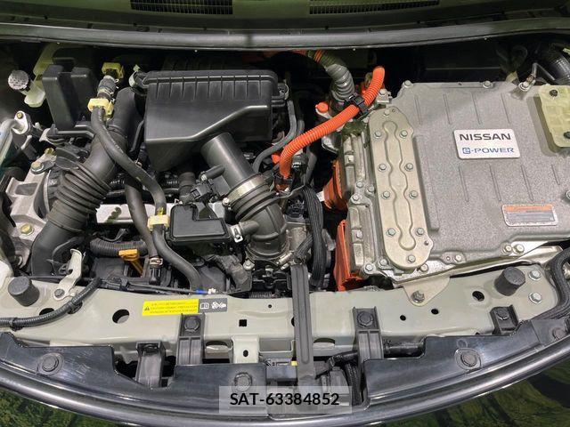 Nissan NOTE 2017-11 8884096-18