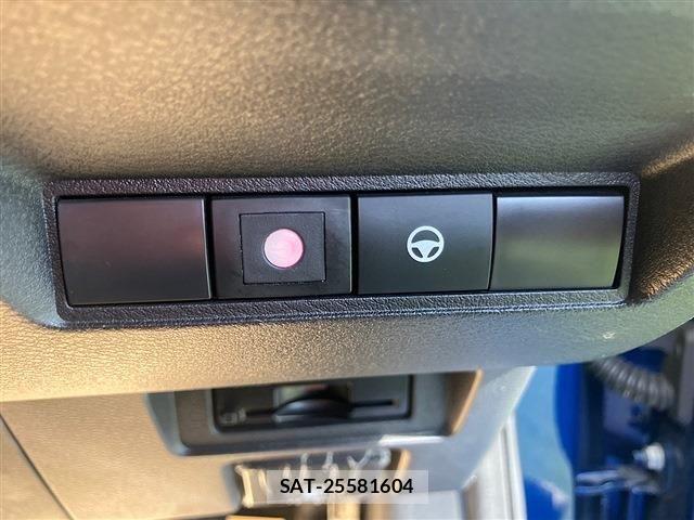 Nissan NOTE 2021-09 8884088-25