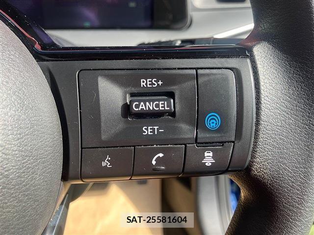 Nissan NOTE 2021-09 8884088-27