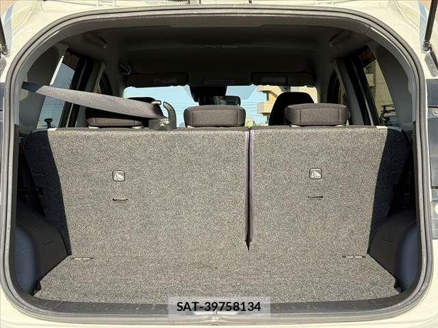 Nissan NOTE 2018-09 8884098-19