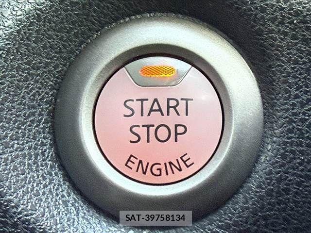 Nissan NOTE 2018-09 8884098-3