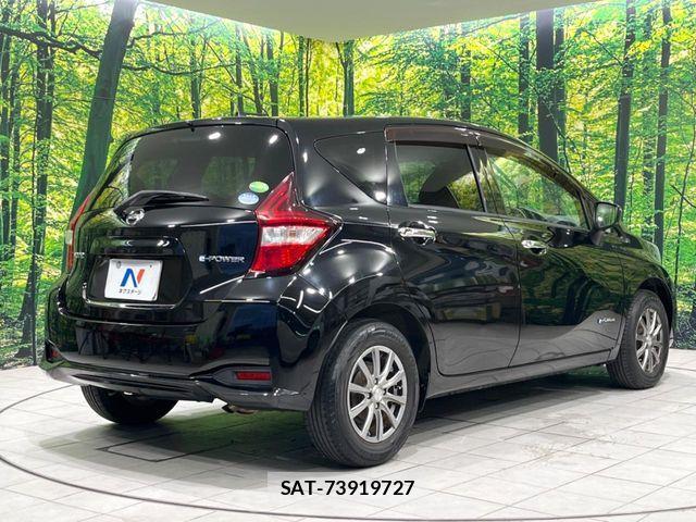 Nissan NOTE 2016-11 8884097-15