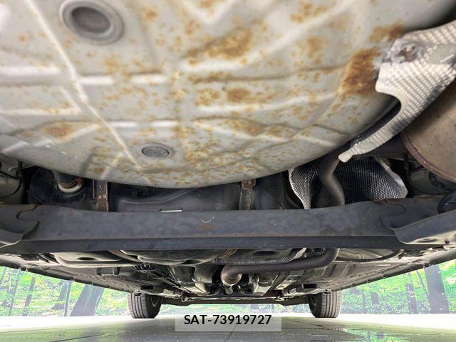 Nissan NOTE 2016-11 8884097-17