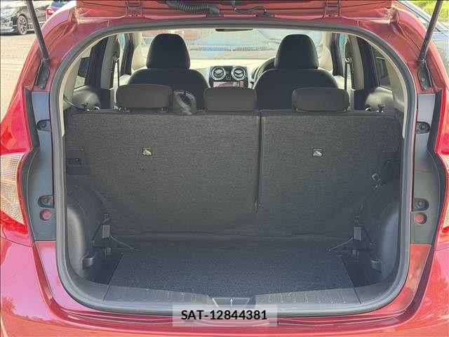 Nissan NOTE 2015-09 8884102-10